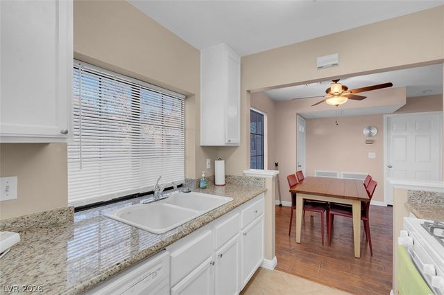 4861 South Torrey Pines Drive 201, Las Vegas, NV 89103