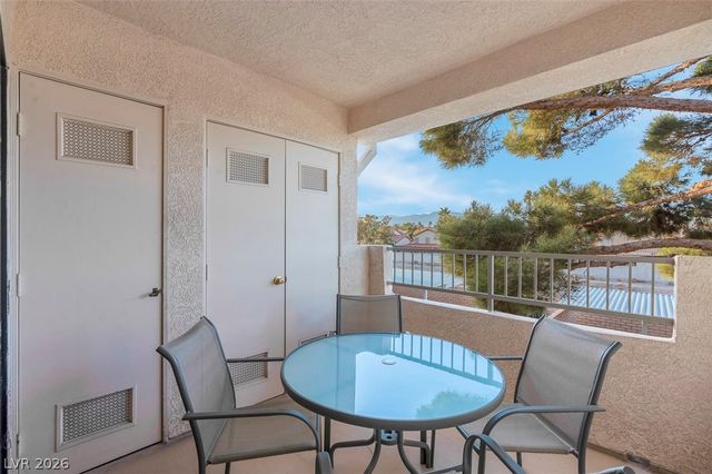 4861 South Torrey Pines Drive 201, Las Vegas, NV 89103