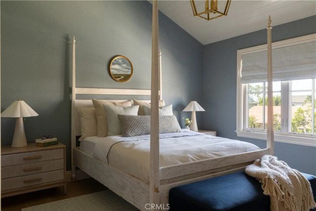 1961 Port Cardigan Place, Newport Beach, CA 92660