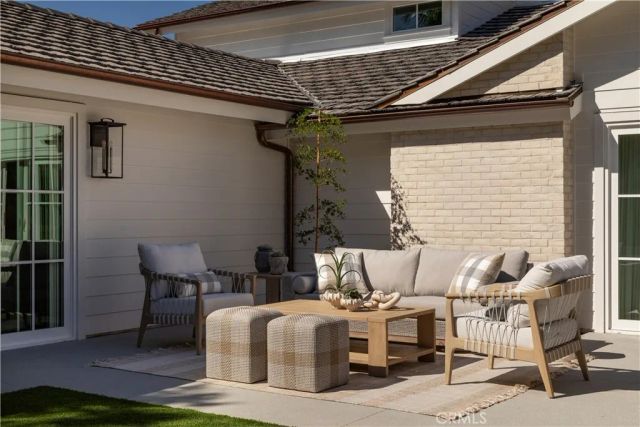 1961 Port Cardigan Place, Newport Beach, CA 92660