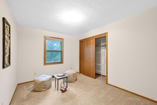 2796 Thomas DRIVE, East Troy, WI 53120