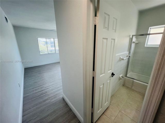 2033 Calais Dr 10, Miami Beach, FL 33141
