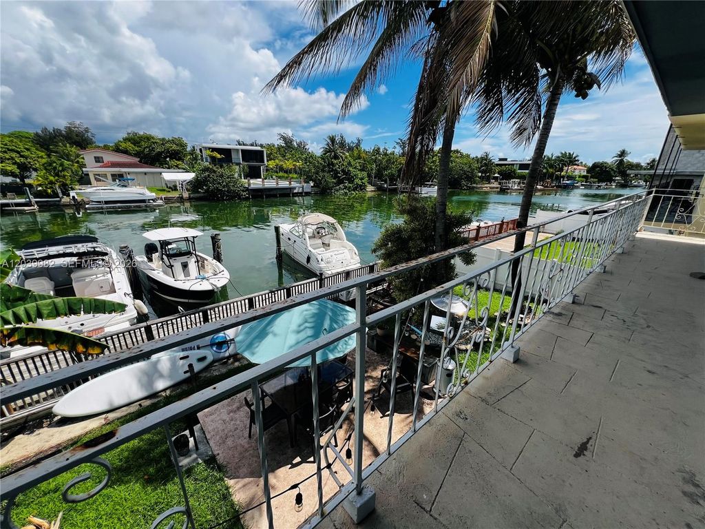 2033 Calais Dr 10, Miami Beach, FL 33141
