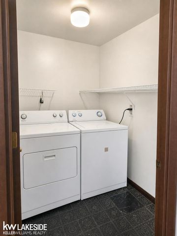 47122 Blueridge Drive, Macomb, MI 48044