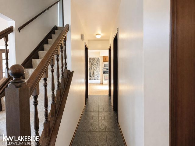 47122 Blueridge Drive, Macomb, MI 48044