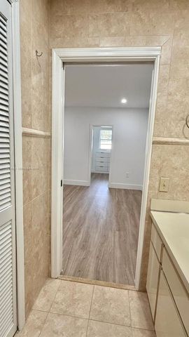 1547 SW 137th Pl, Miami, FL 33184