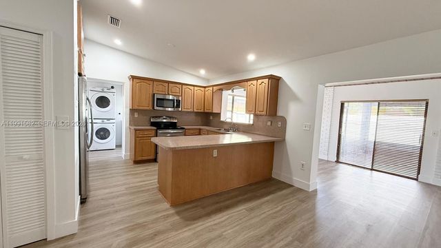 1547 SW 137th Pl, Miami, FL 33184