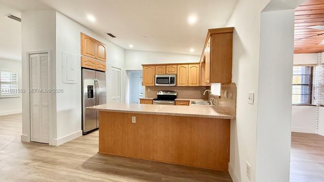 1547 SW 137th Pl, Miami, FL 33184