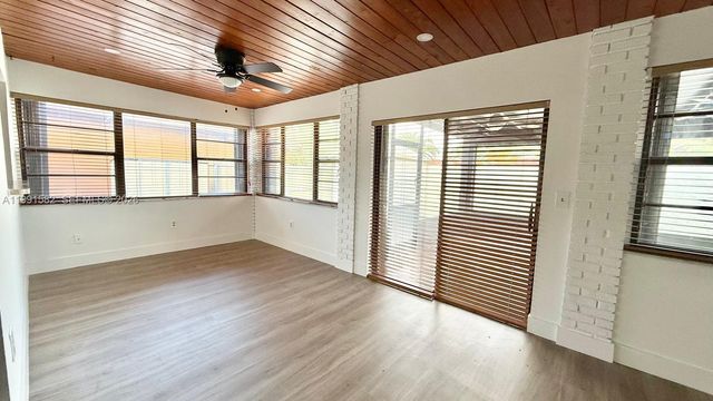 1547 SW 137th Pl, Miami, FL 33184