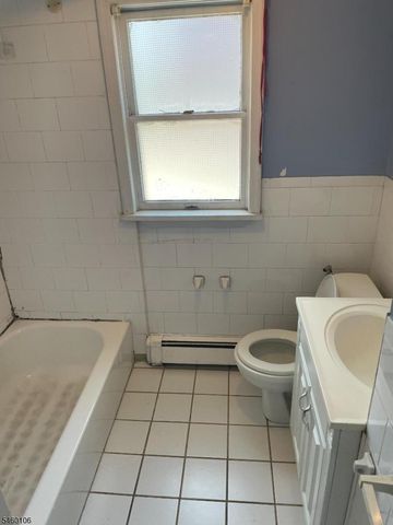 850 Palisade Ave, Teaneck Twp., NJ 07666