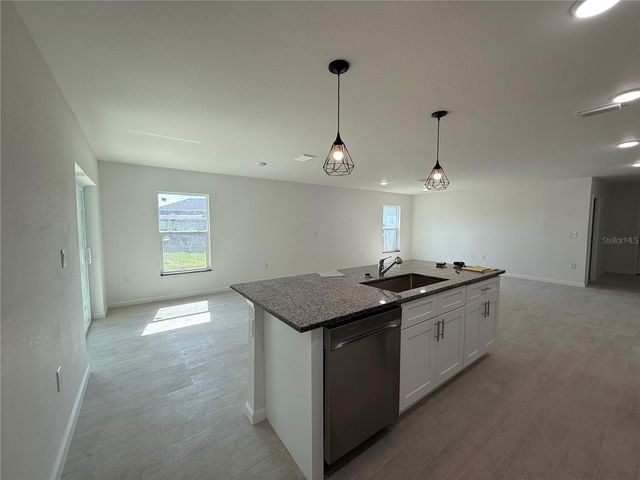 4252 SUNBURST AVENUE, North Port, FL 34286