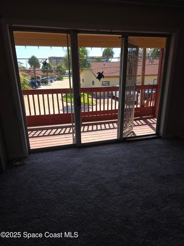 125 E Colonial Court C, Indian Harbour Beach, FL 32937