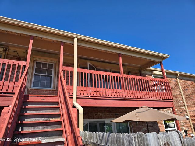 125 E Colonial Court C, Indian Harbour Beach, FL 32937