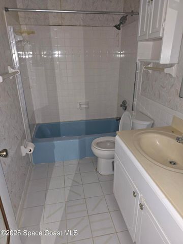 125 E Colonial Court C, Indian Harbour Beach, FL 32937