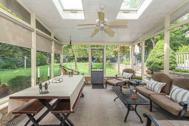 211 Rexland Dr, Boonton Town, NJ 07005