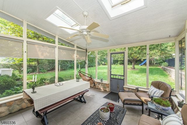 211 Rexland Dr, Boonton Town, NJ 07005