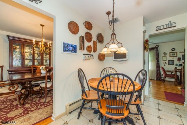 211 Rexland Dr, Boonton Town, NJ 07005