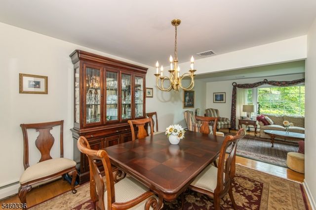 211 Rexland Dr, Boonton Town, NJ 07005