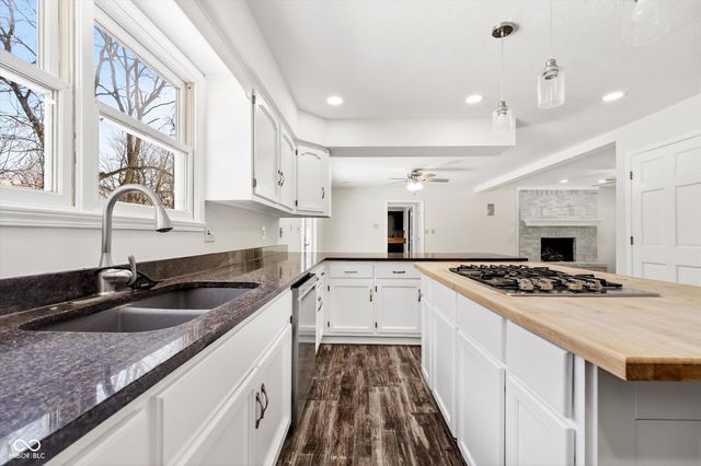 3616 Eagle Valley Court, Greenwood, IN 46143