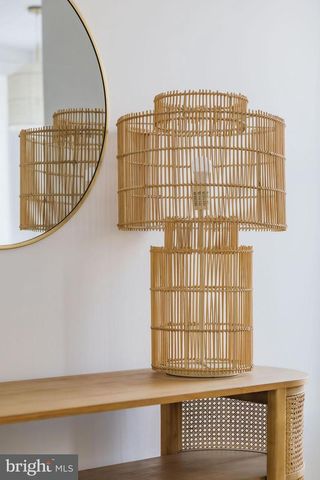 2460 ONTARIO RD NW, Washington, DC 20009