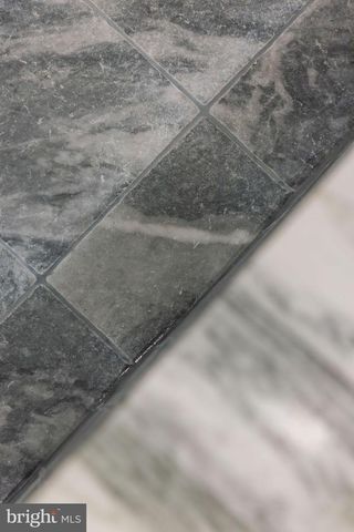 2460 ONTARIO RD NW, Washington, DC 20009