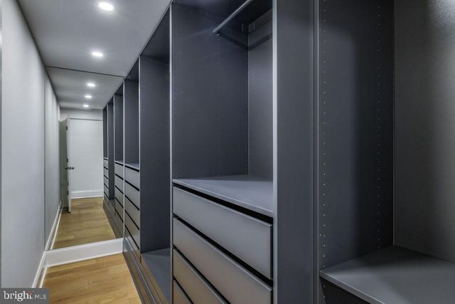 2460 ONTARIO RD NW, Washington, DC 20009