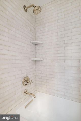 2460 ONTARIO RD NW, Washington, DC 20009