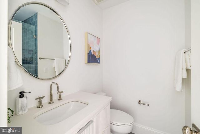 2460 ONTARIO RD NW, Washington, DC 20009