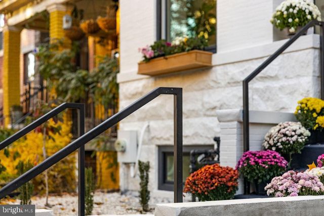 2460 ONTARIO RD NW, Washington, DC 20009