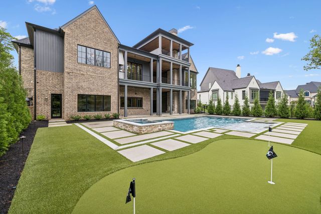 8087 Mountaintop Dr, College Grove, TN 37046