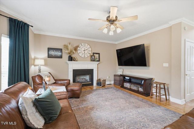 924 Saddle Ridge Lane, Morristown, TN 37814