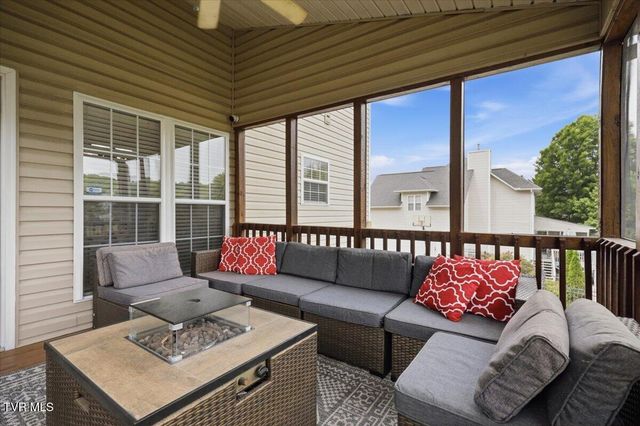 924 Saddle Ridge Lane, Morristown, TN 37814