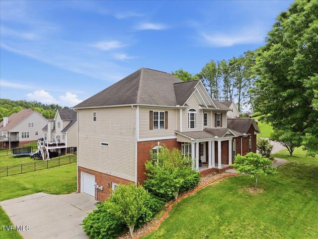 924 Saddle Ridge Lane, Morristown, TN 37814