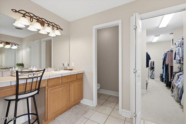 924 Saddle Ridge Lane, Morristown, TN 37814
