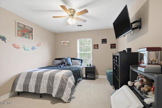 924 Saddle Ridge Lane, Morristown, TN 37814