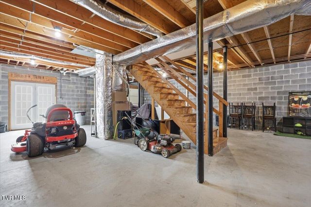 924 Saddle Ridge Lane, Morristown, TN 37814