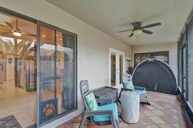 7540 NW 79th Avenue T5, Tamarac, FL 33321
