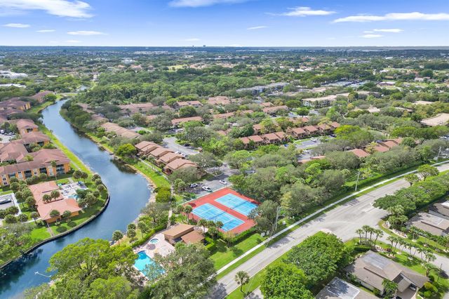 7540 NW 79th Avenue T5, Tamarac, FL 33321