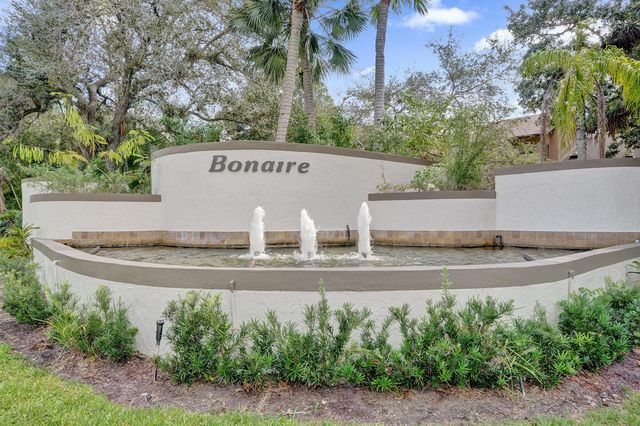 7540 NW 79th Avenue T5, Tamarac, FL 33321