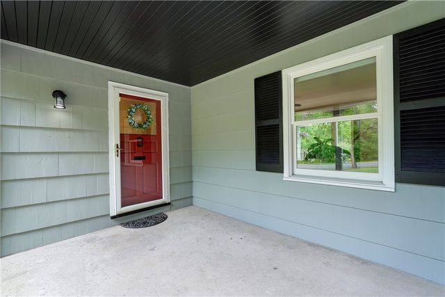 17 West Jefferson Road, Pittsford, NY 14534