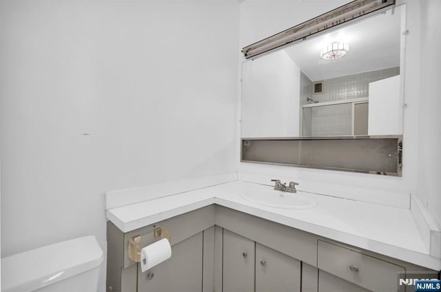 280 Prospect Avenue 3N, Hackensack, NJ 07601