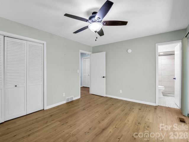 31 Firefly Lane, Saluda, NC 28773