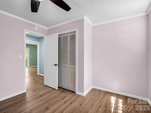 31 Firefly Lane, Saluda, NC 28773
