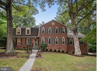 12210 LAKE JAMES DR, Oak Hill, VA 20171