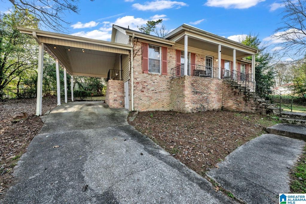 541 16TH TERRACE NW, Center Point, AL 35215