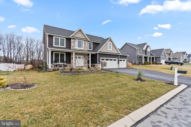 2391 AUSTIN AVE, Chambersburg, PA 17202