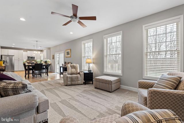 2391 AUSTIN AVE, Chambersburg, PA 17202