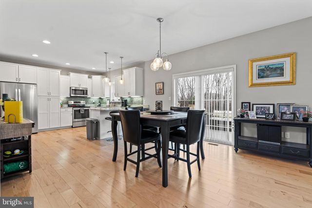 2391 AUSTIN AVE, Chambersburg, PA 17202