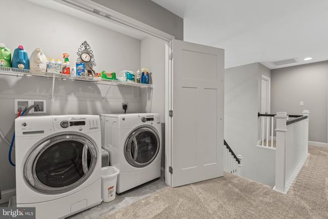 2391 AUSTIN AVE, Chambersburg, PA 17202