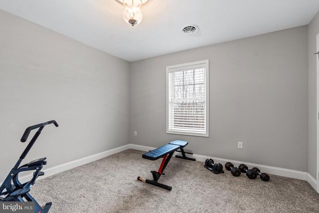 2391 AUSTIN AVE, Chambersburg, PA 17202